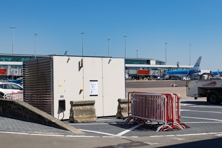 Schipol Airport to test air filtration system on apron. Photo courtesy Schipol Airport.